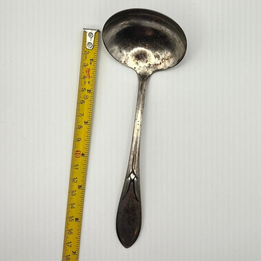 Wm Rogers Gravy Ladle Lady Hamilton Oneida Silverplate Silver Fair 1932 ArtDeco